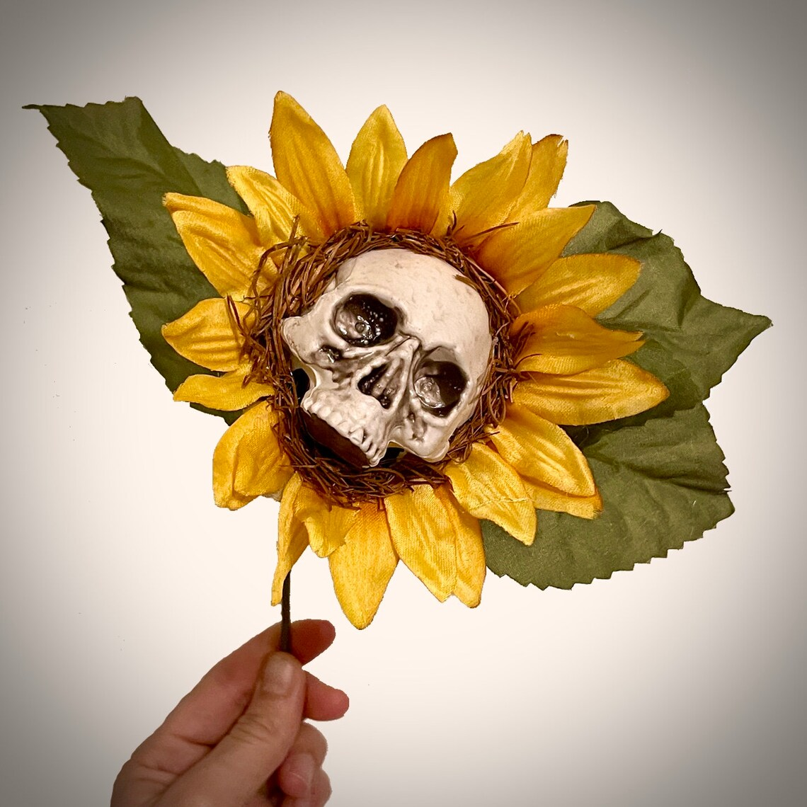 Handmade Creative Halloween Skull Sunflower Decoration