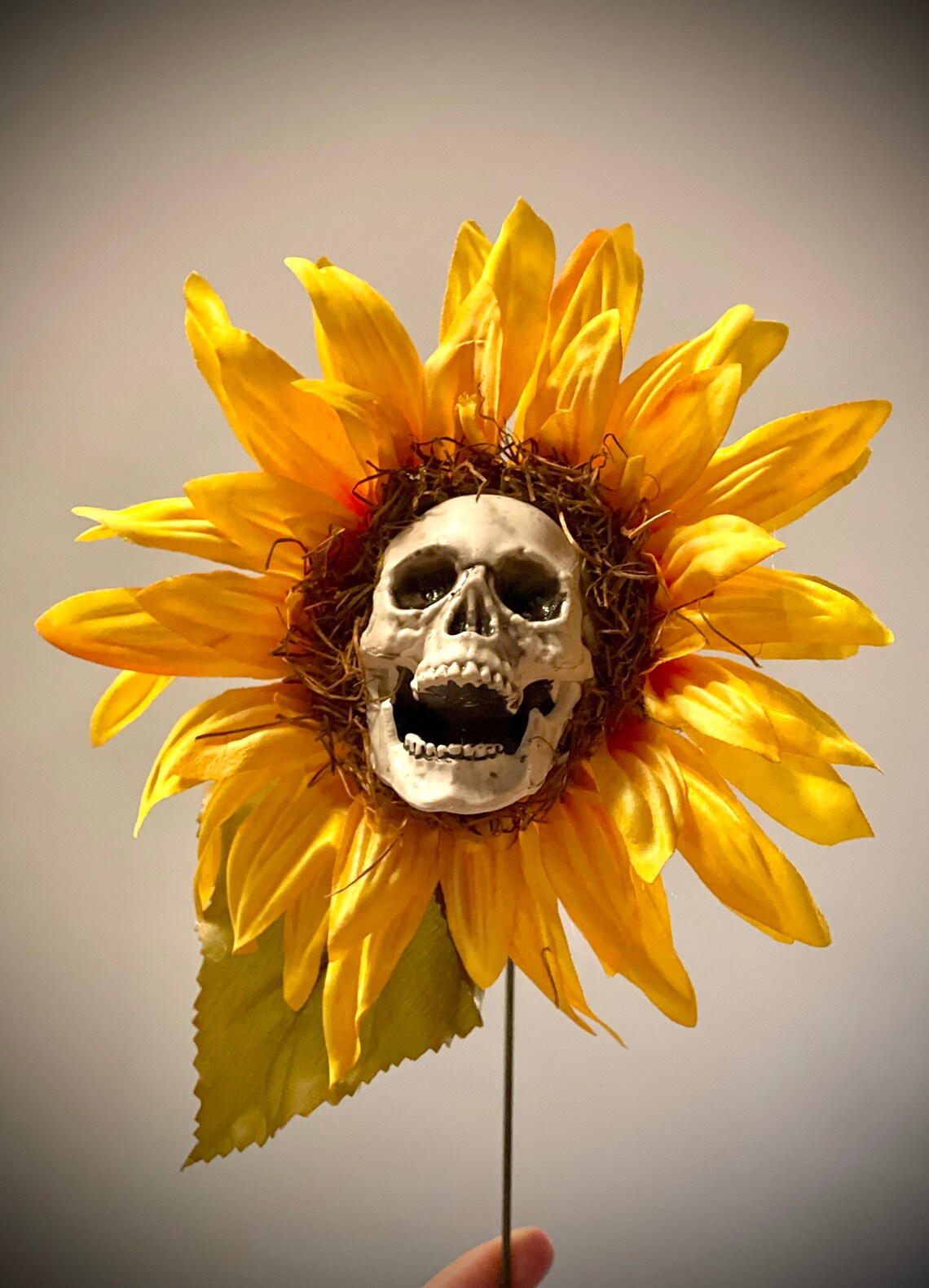 Handmade Creative Halloween Skull Sunflower Decoration