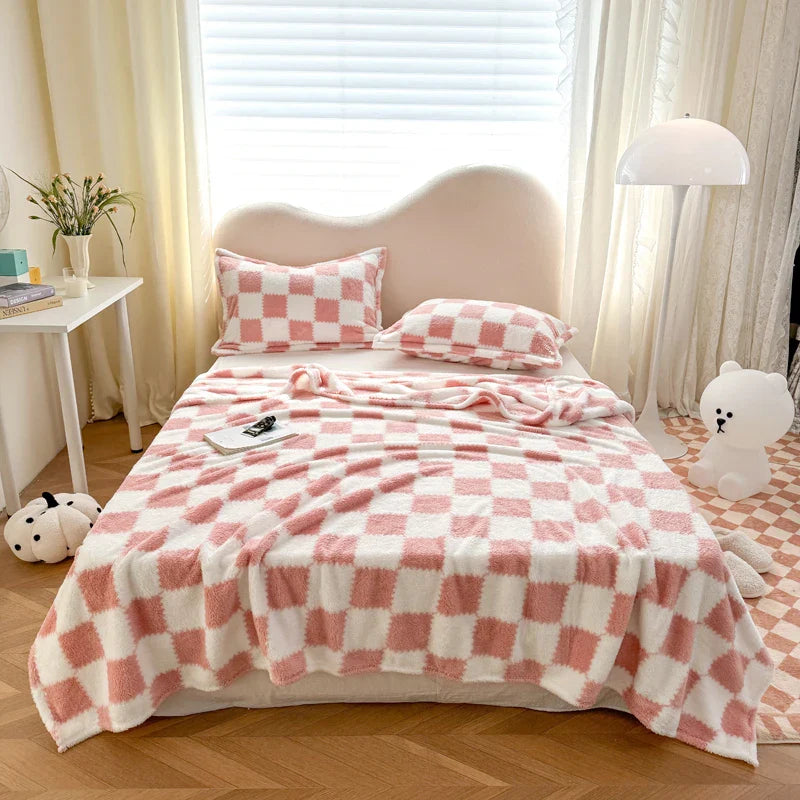 Fluffy Pink Plaid Flannel Blanket Bedroom Sofa Throw Blanket Travel Camping Soft Plaid Multifunctional Blankets for All Seasons